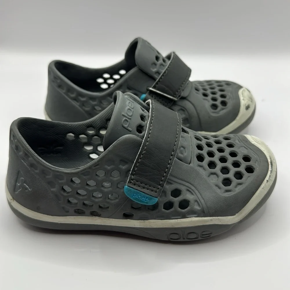 PLAE MIMO Slate Gray Water Shoes Size 10